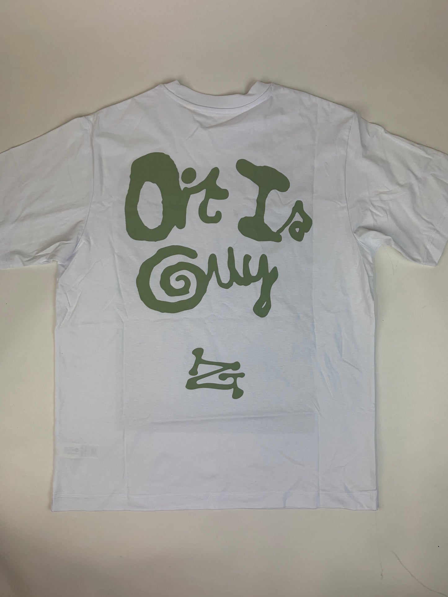 10.2 ZWANGERE GUY - Vingerhartje White Tee