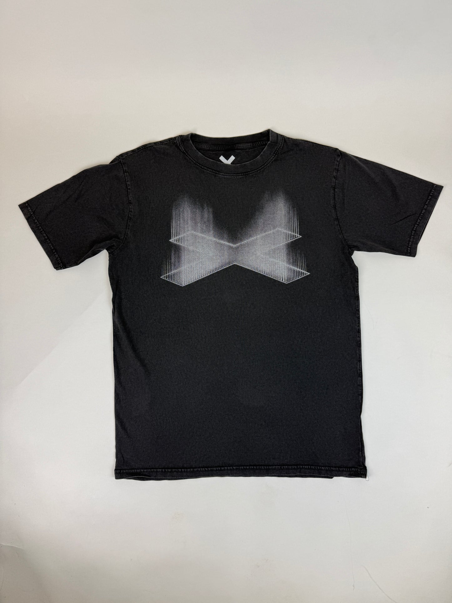27.2 THE XX - X Black Tee