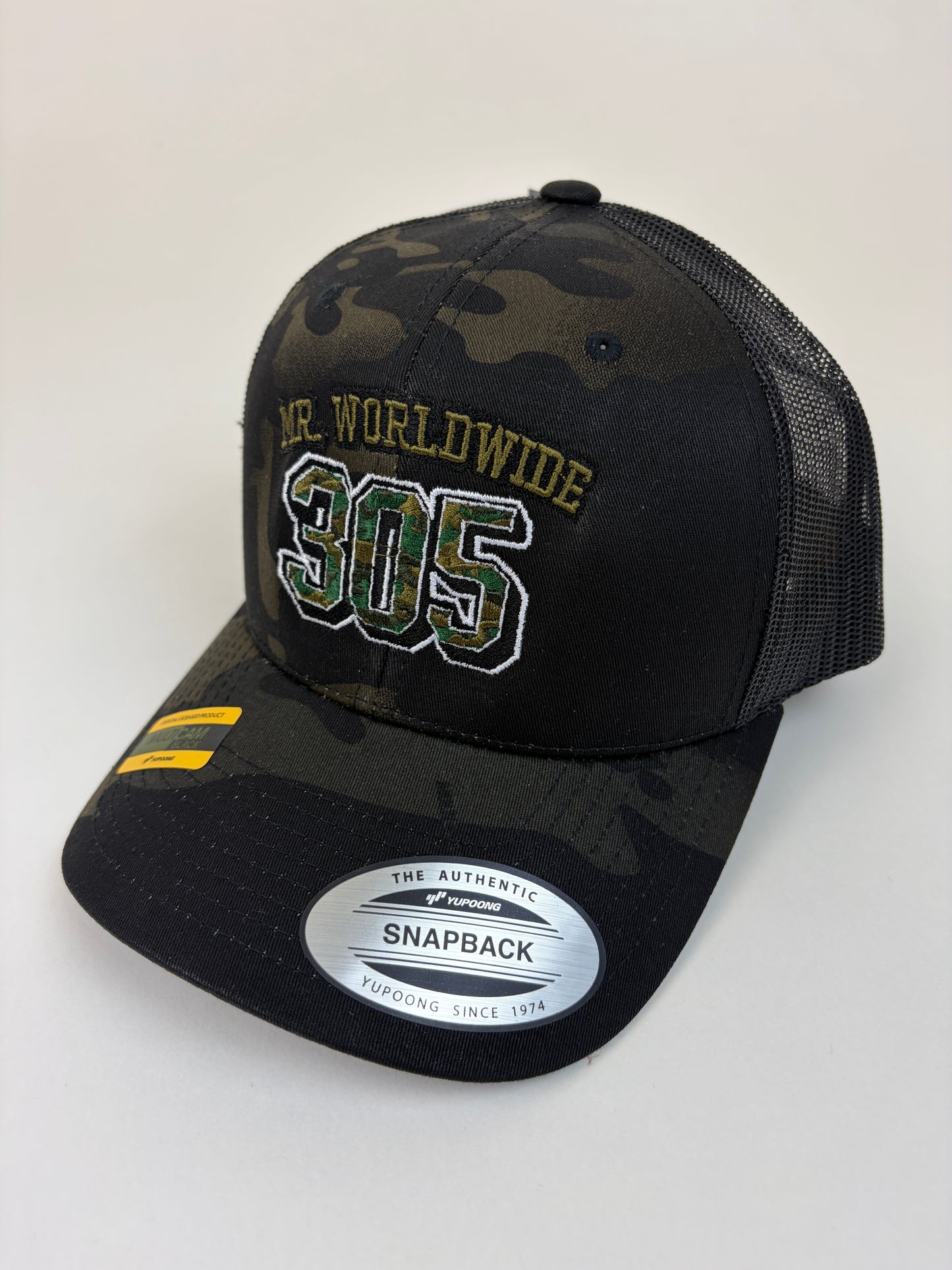 06.4 PITBULL - Mr Wordlwide Camo Cap